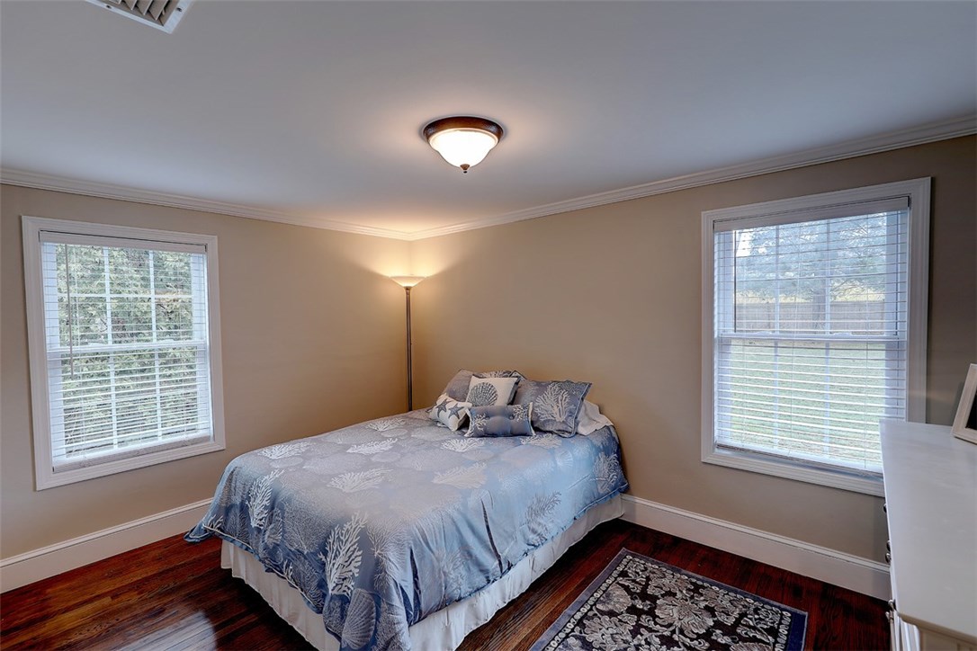 45 Chapin Road Barrington, RI 02806 - Photo 12 of 21