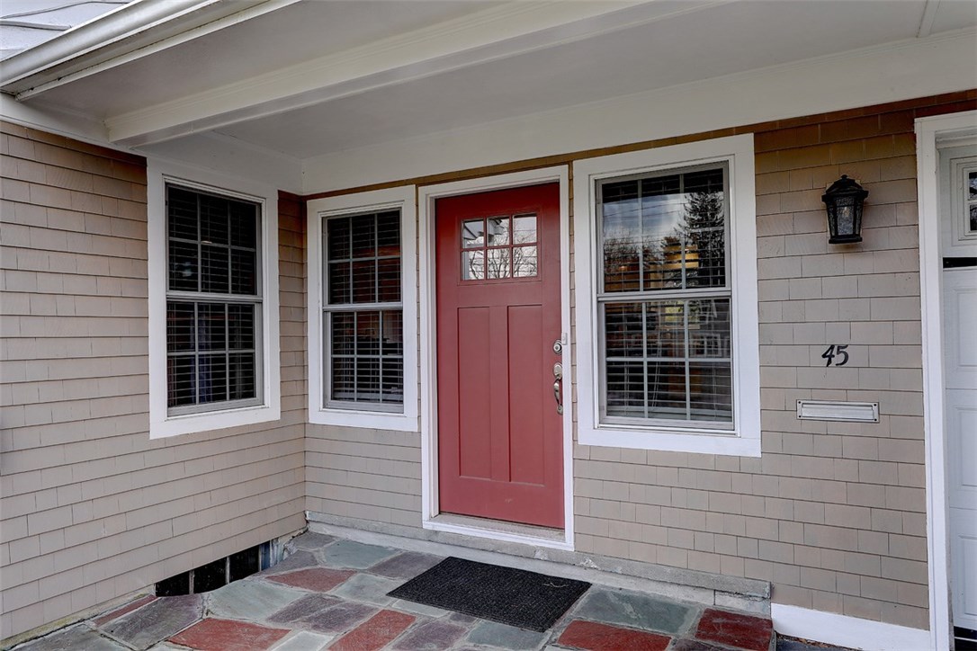 45 Chapin Road Barrington, RI 02806 - Photo 5 of 21