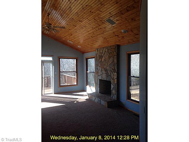 956 Deer Track Road Asheboro, NC 27205 - Photo 4 of 7 Den/Family/Great Room.