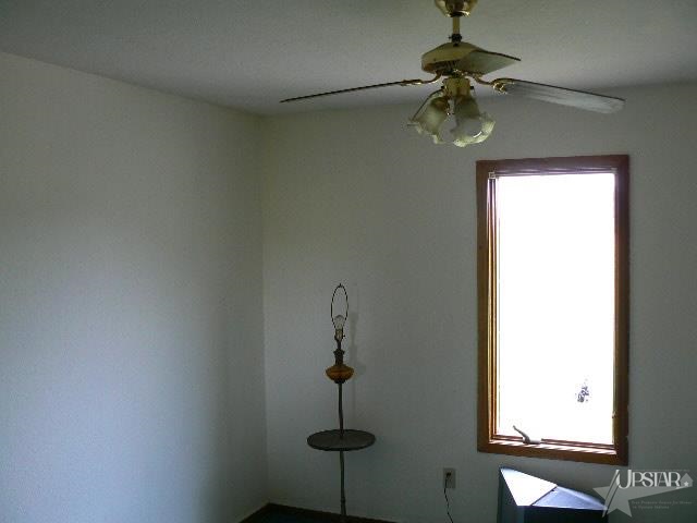 6510 Schlatter Road Leo, IN 46765 - Photo 8 of 20