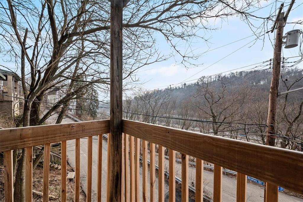 15 Solar Street Pittsburgh, PA 15212 - Photo 12 of 24 front balcony