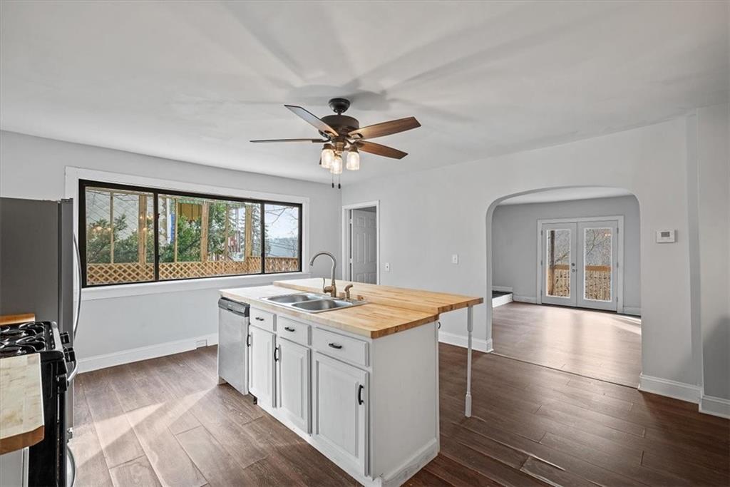 15 Solar Street Pittsburgh, PA 15212 - Photo 10 of 24