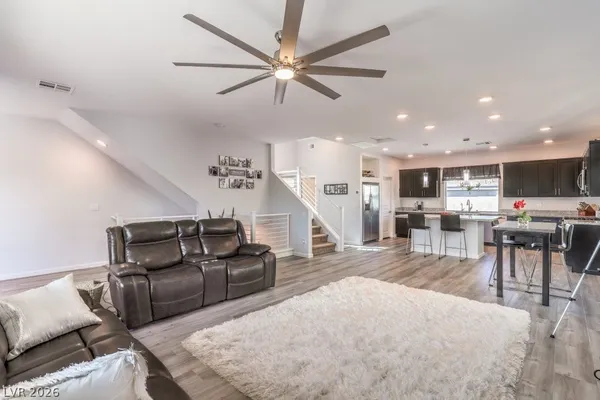 $2,895 | 8086 Misty Canyon Avenue, Las Vegas, NV 89113