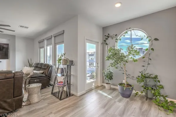 $2,895 | 8086 Misty Canyon Avenue, Las Vegas, NV 89113