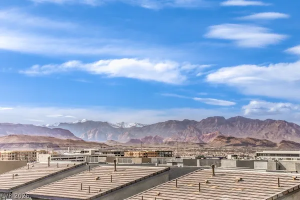 $2,895 | 8086 Misty Canyon Avenue, Las Vegas, NV 89113