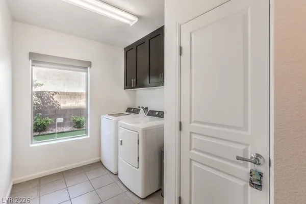 $2,895 | 8086 Misty Canyon Avenue, Las Vegas, NV 89113