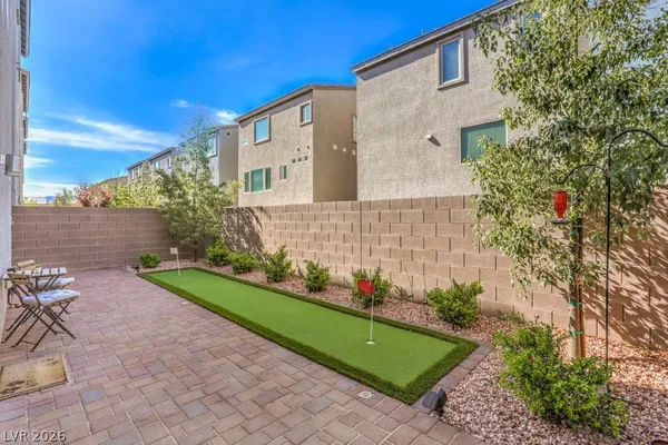 $2,895 | 8086 Misty Canyon Avenue, Las Vegas, NV 89113