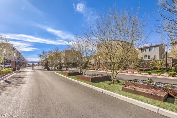 $2,895 | 8086 Misty Canyon Avenue, Las Vegas, NV 89113