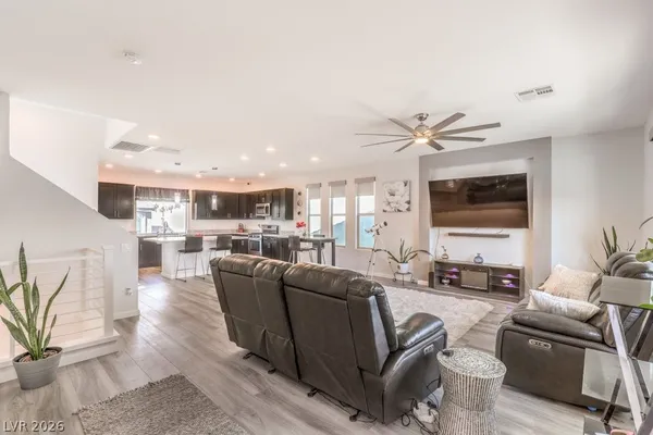 $2,895 | 8086 Misty Canyon Avenue, Las Vegas, NV 89113