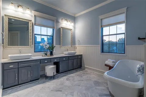 $560,000 | 1405 Mccoy Street, Unit 4U, Dallas, TX 75204