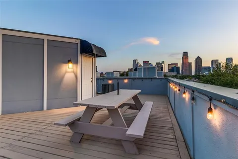 $560,000 | 1405 Mccoy Street, Unit 4U, Dallas, TX 75204