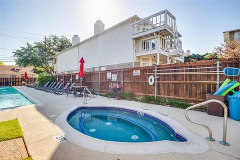 $560,000 | 1405 Mccoy Street, Unit 4U, Dallas, TX 75204