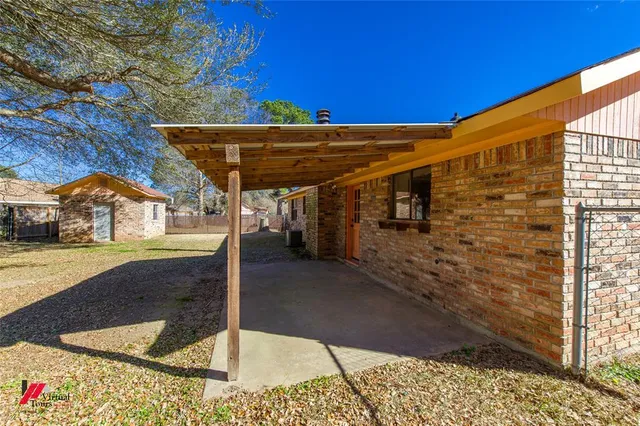 $1,500 | 4816 Honeysuckle Lane, Shreveport, LA 71118