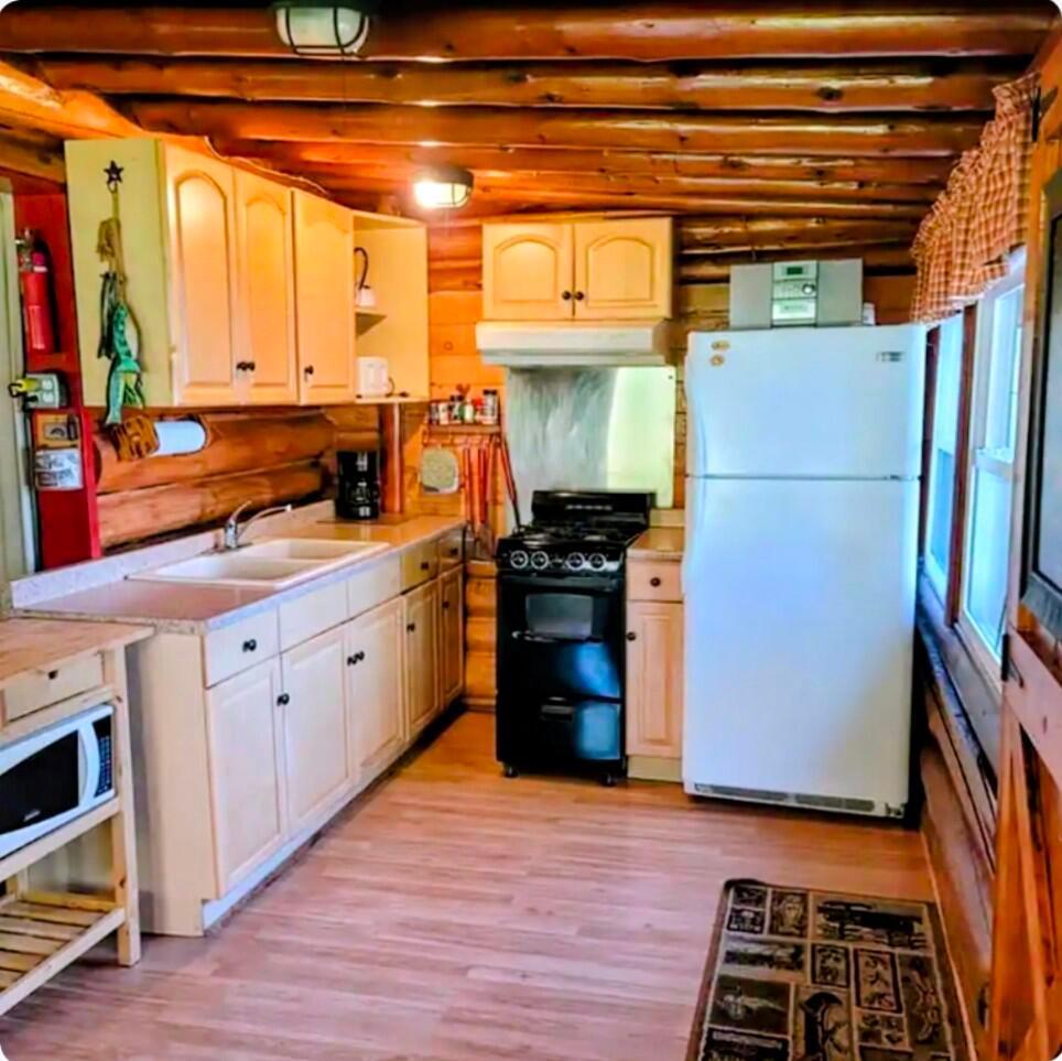 51812 Becker Road Bigfork, MN 56628 - Photo 27 of 33