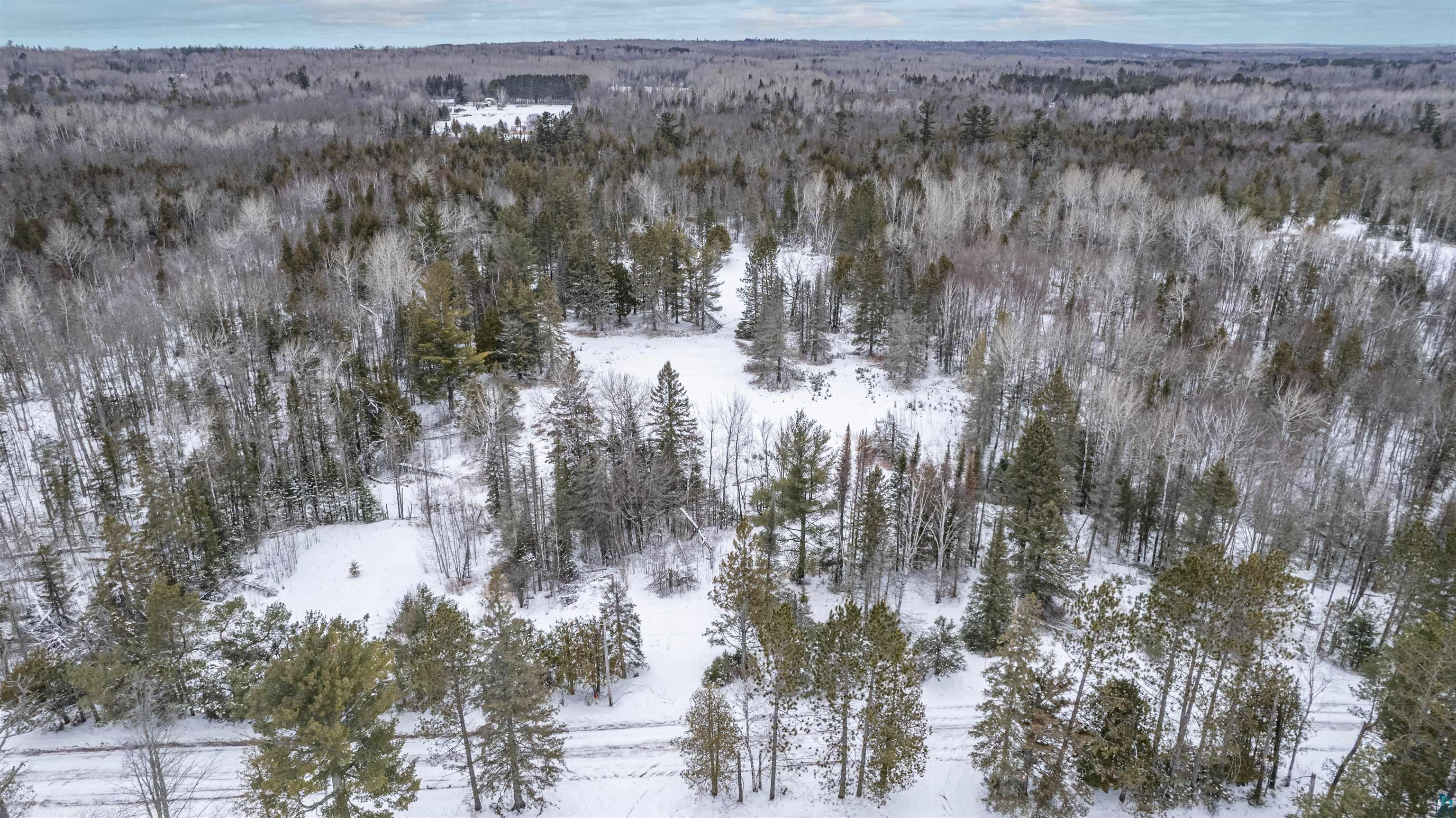 3033 Lavis Road Duluth, MN 55804 - Photo 3 of 13