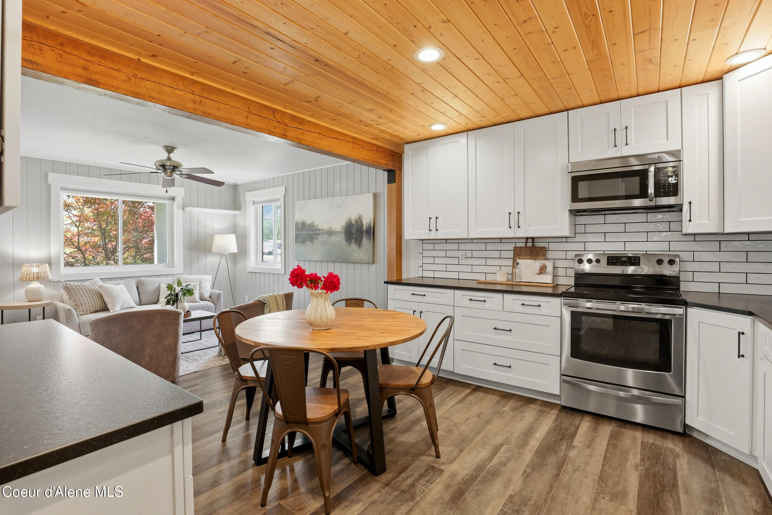 95 Whiskey Jack Road Sandpoint, ID 83864 - Photo 11 of 29 kitchen & dining