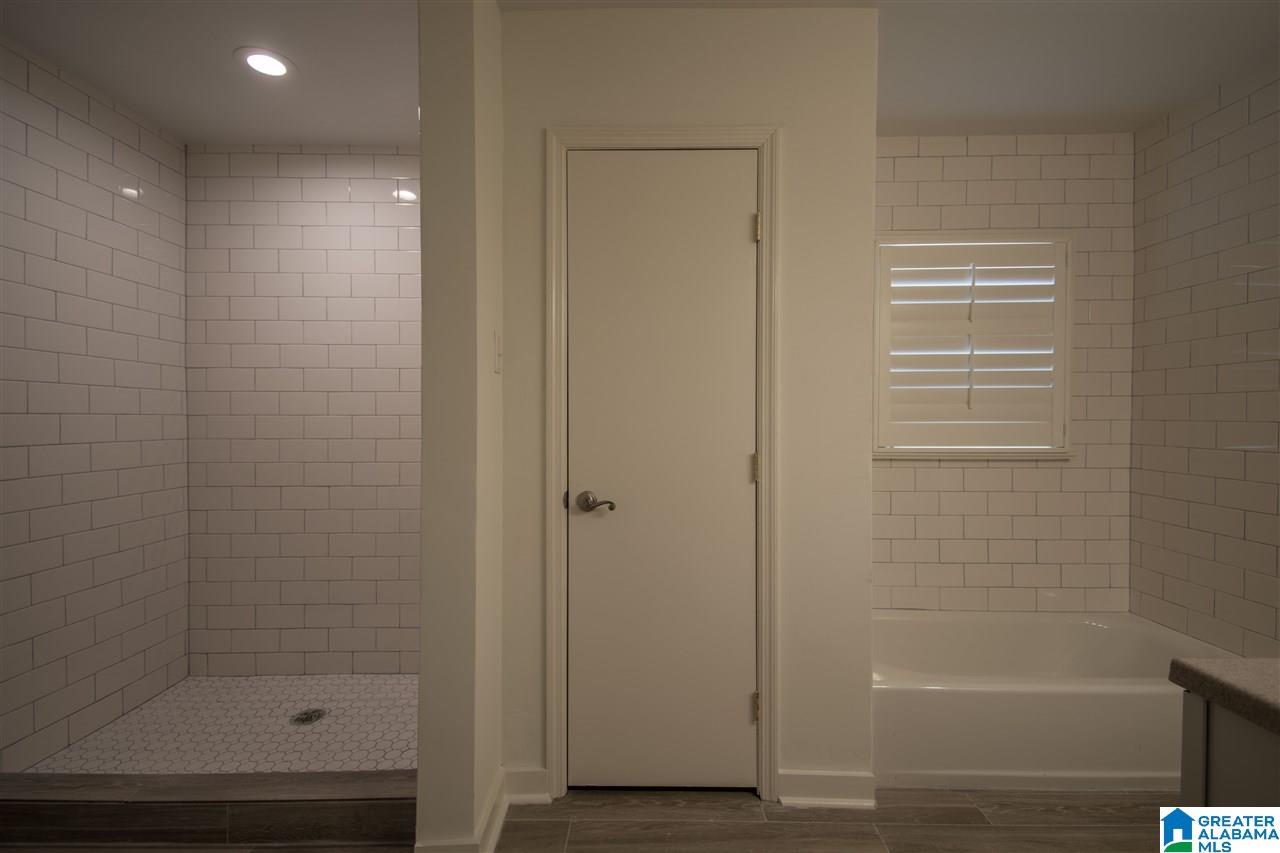 2449 Shades Crest Road Birmingham, AL 35216 - Photo 22 of 38