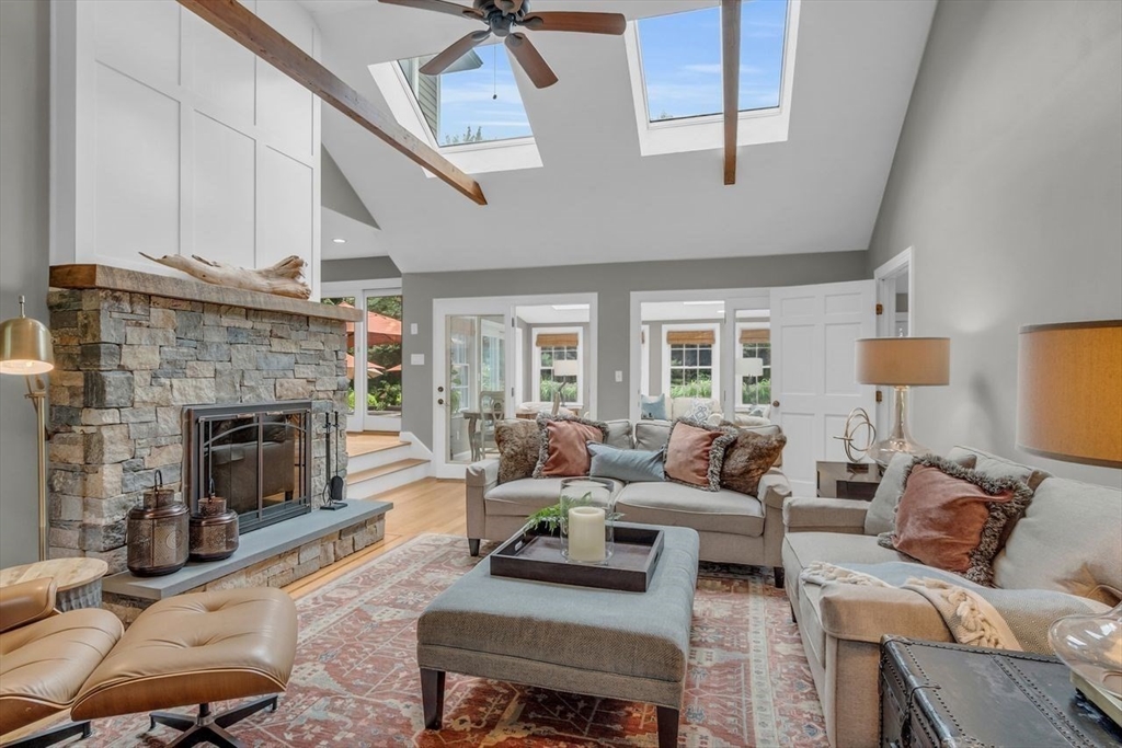 72 Stage Coach Road North Andover, MA 01845 - Photo 8 of 42 Gallery Image 8