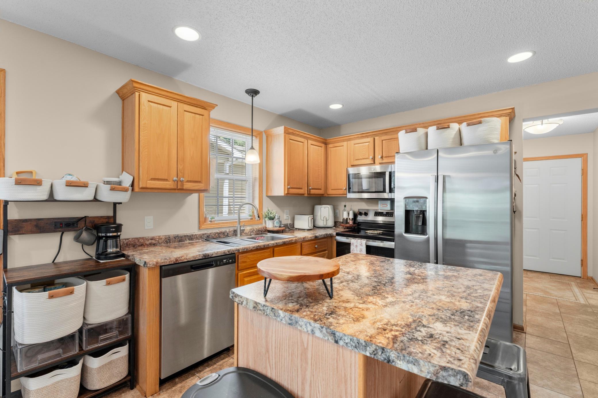 3156 River Falls Court Northwest Rochester, MN 55901 - Photo 2 of 25