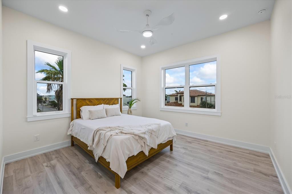 820 Bay Point Drive Madeira Beach, FL 33708 - Photo 58 of 93