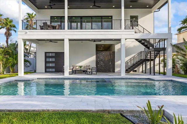 $17,000 | 820 Bay Point Drive, Madeira Beach, FL 33708