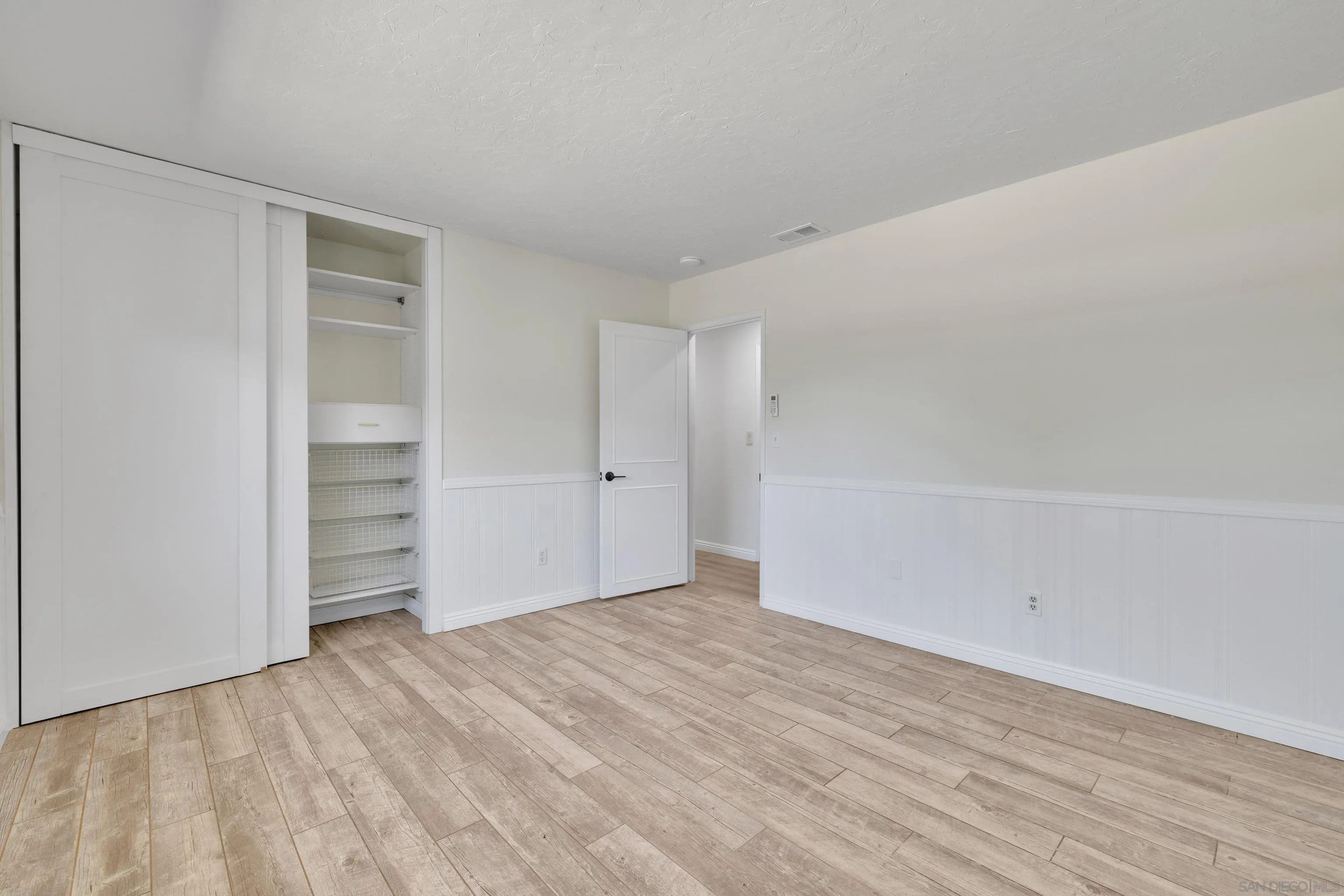 13918 Putney Road Poway, CA 92064 - Photo 16 of 69 Gallery Image 16