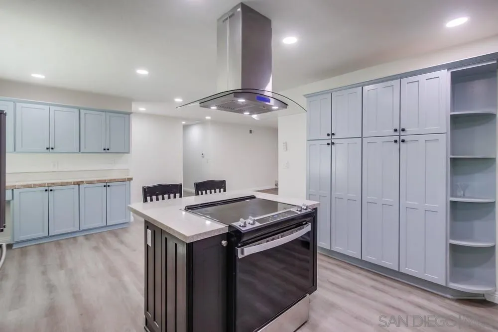 13918 Putney Road Poway, CA 92064 - Photo 8 of 69 Gallery Image 8