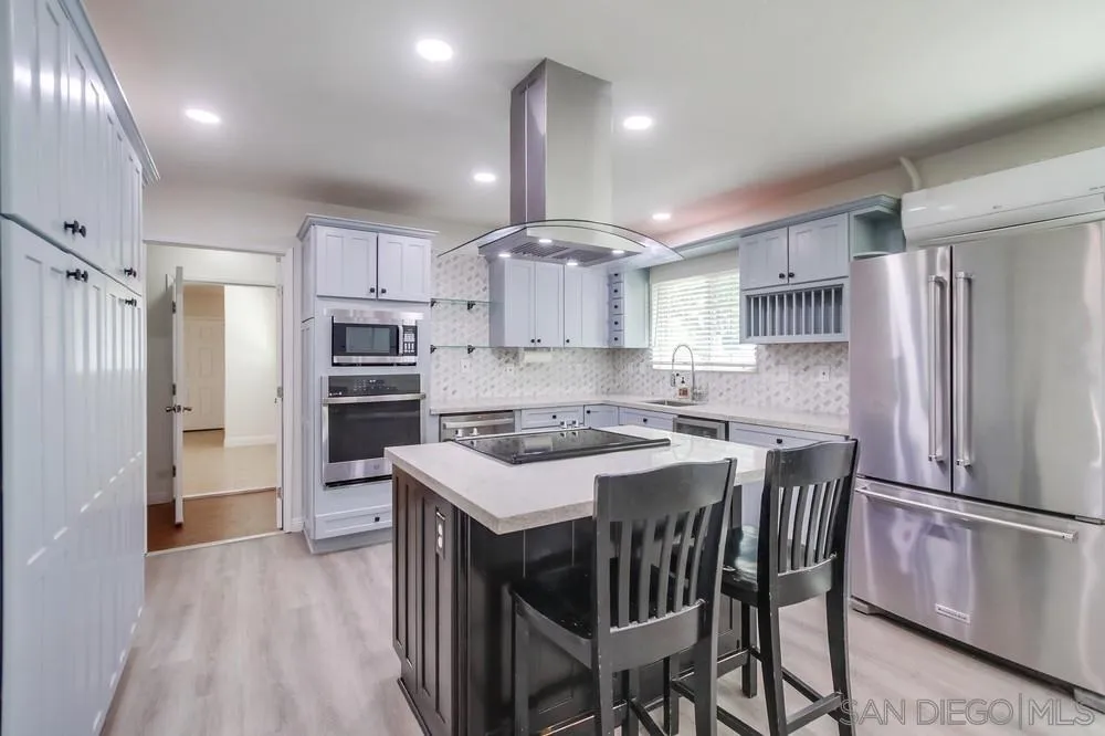 13918 Putney Road Poway, CA 92064 - Photo 10 of 69 Gallery Image 10