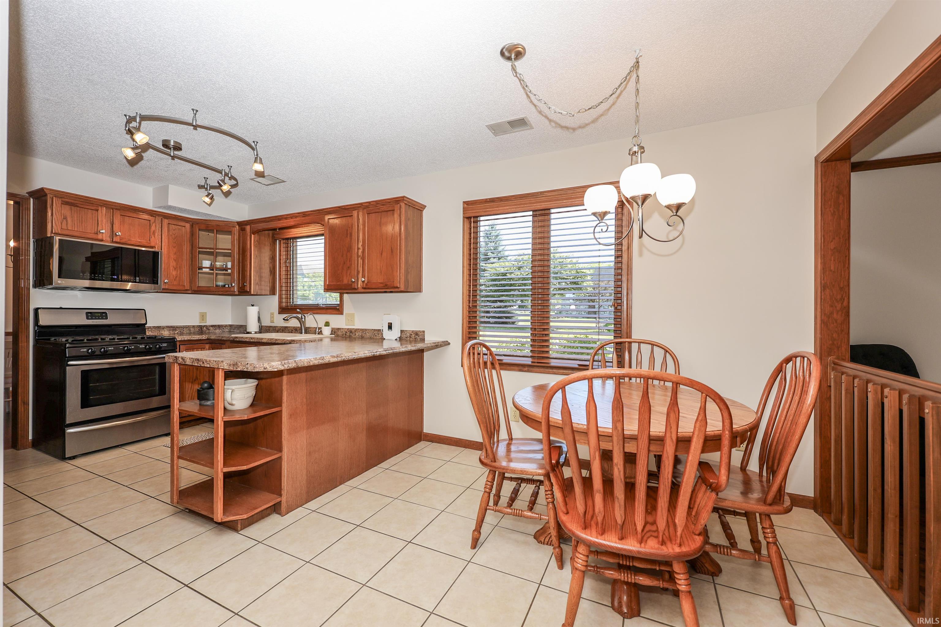 9636 Trading Post Road Leo, IN 46765 - Photo 16 of 40 Gallery Image 16