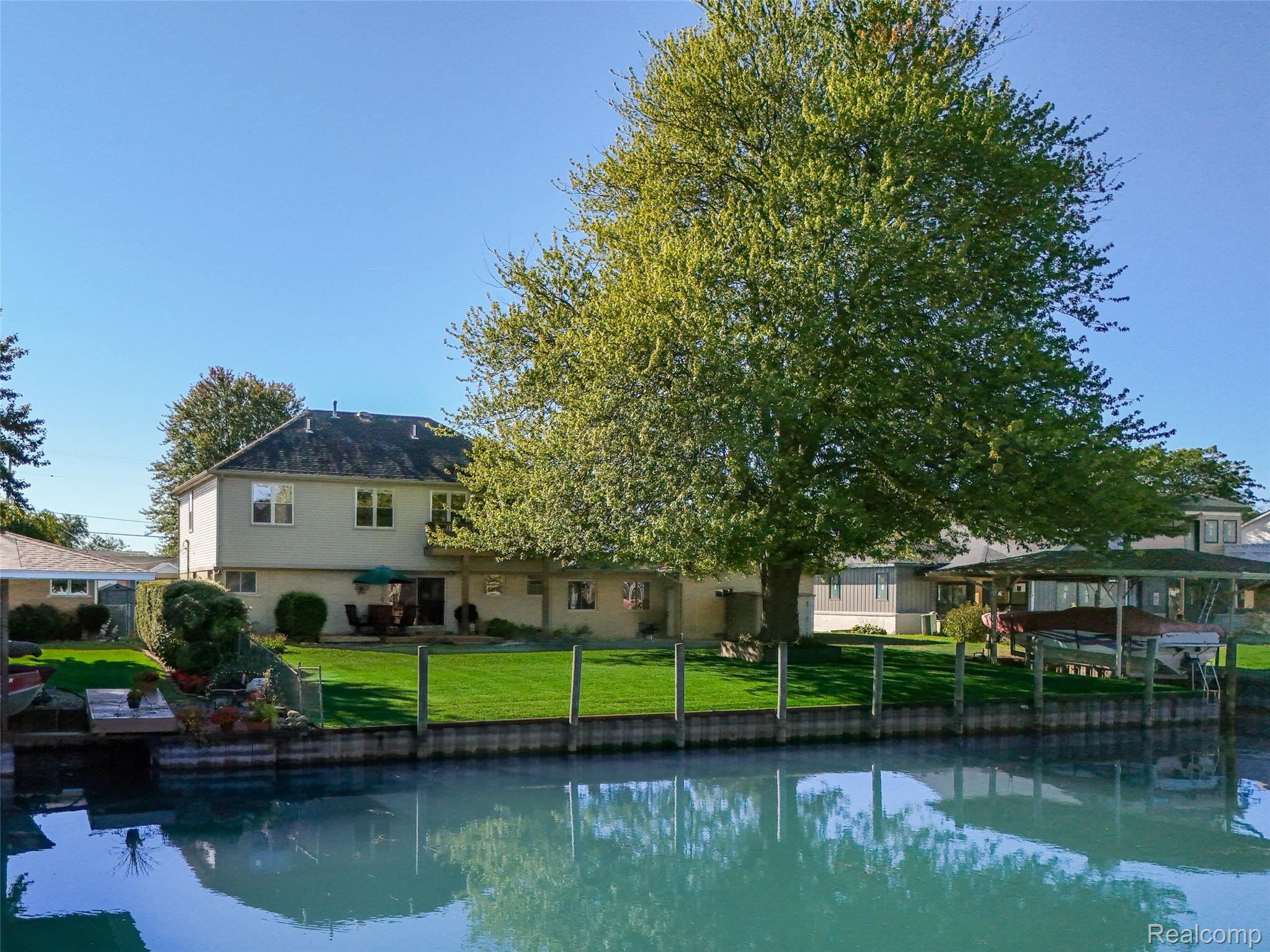 7214 Cardinal Road Algonac, MI 48001 - Photo 41 of 51 42.jpg