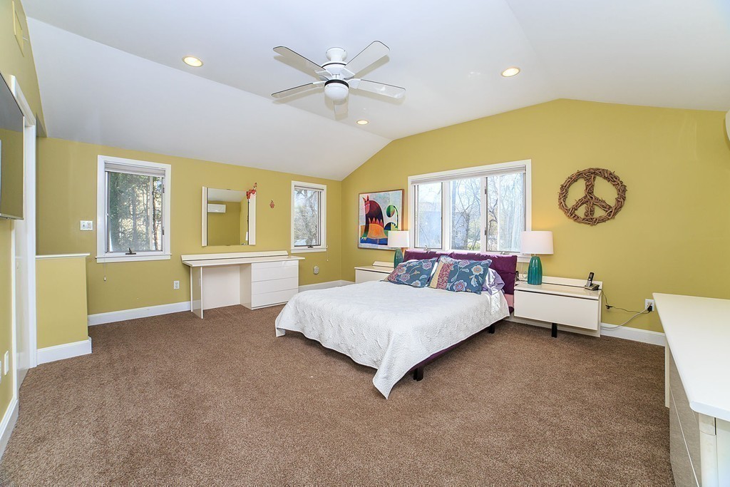 89 Redwood Road Newton, MA 02459 - Photo 14 of 28