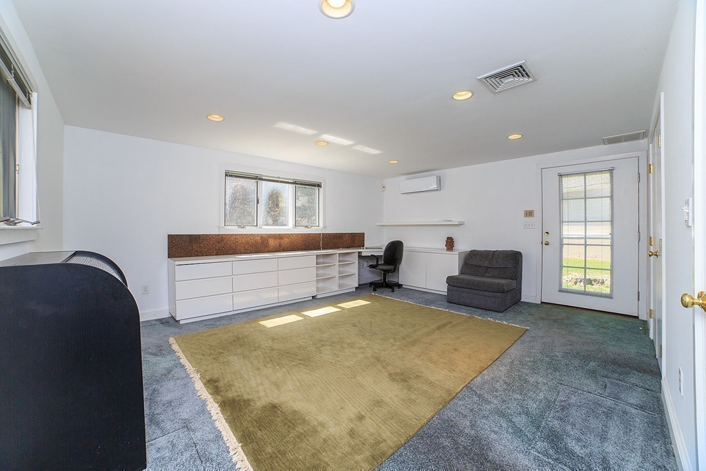 89 Redwood Road Newton, MA 02459 - Photo 20 of 28