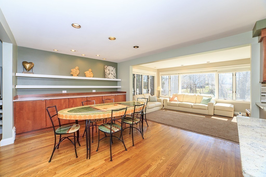 89 Redwood Road Newton, MA 02459 - Photo 6 of 28