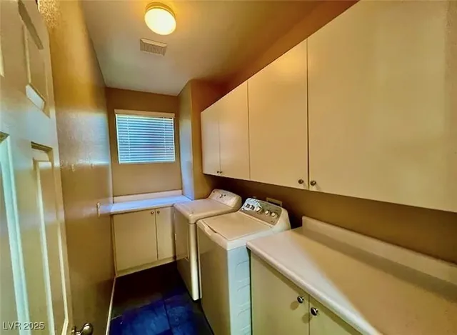 $2,400 | 2455 Silver Sunrise Lane, Henderson, NV 89052