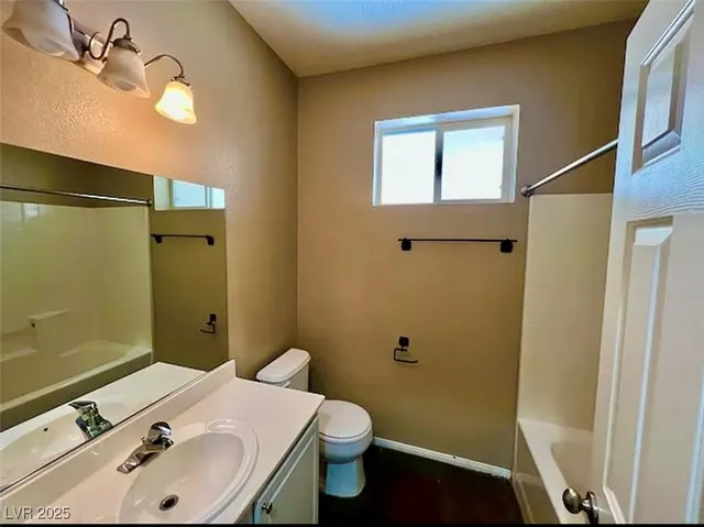 $2,400 | 2455 Silver Sunrise Lane, Henderson, NV 89052