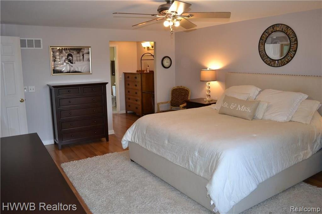 1950 Kilburn Road West Rochester Hills, MI 48306 - Photo 25 of 45