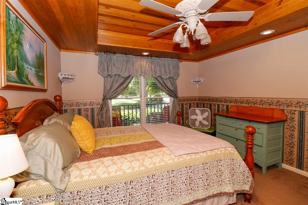 212 Cox Ridge Court Travelers Rest, SC 29690 - Photo 17 of 28 Gallery Image 17