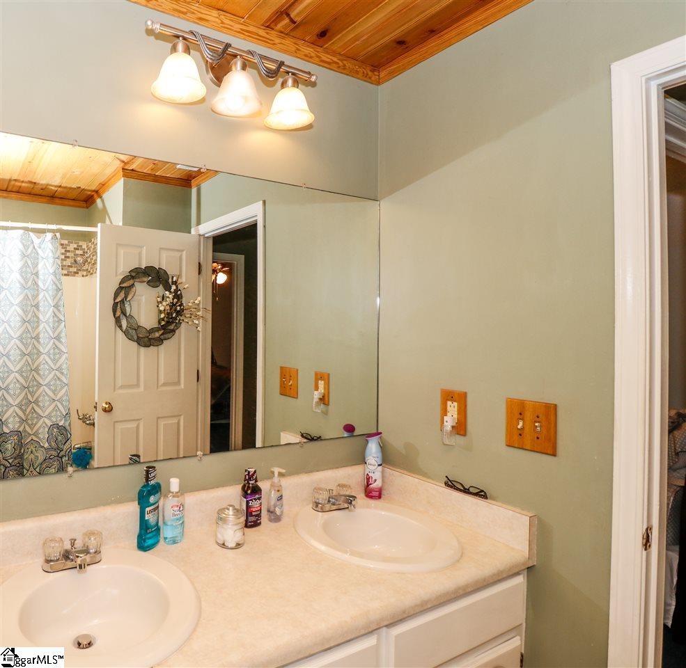 212 Cox Ridge Court Travelers Rest, SC 29690 - Photo 23 of 28 Gallery Image 23