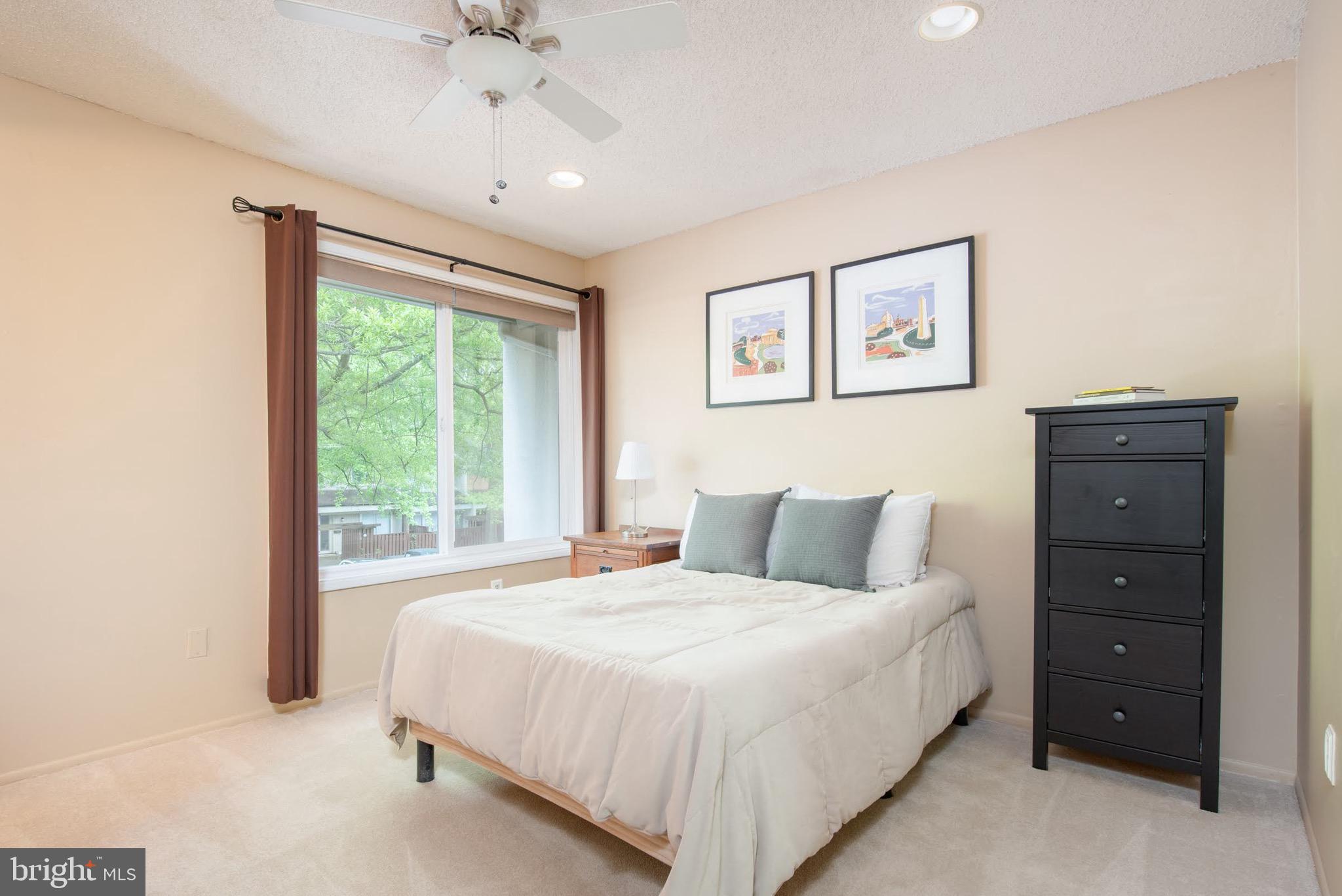 2308 Southgate Square Reston, VA 20191 - Photo 14 of 23