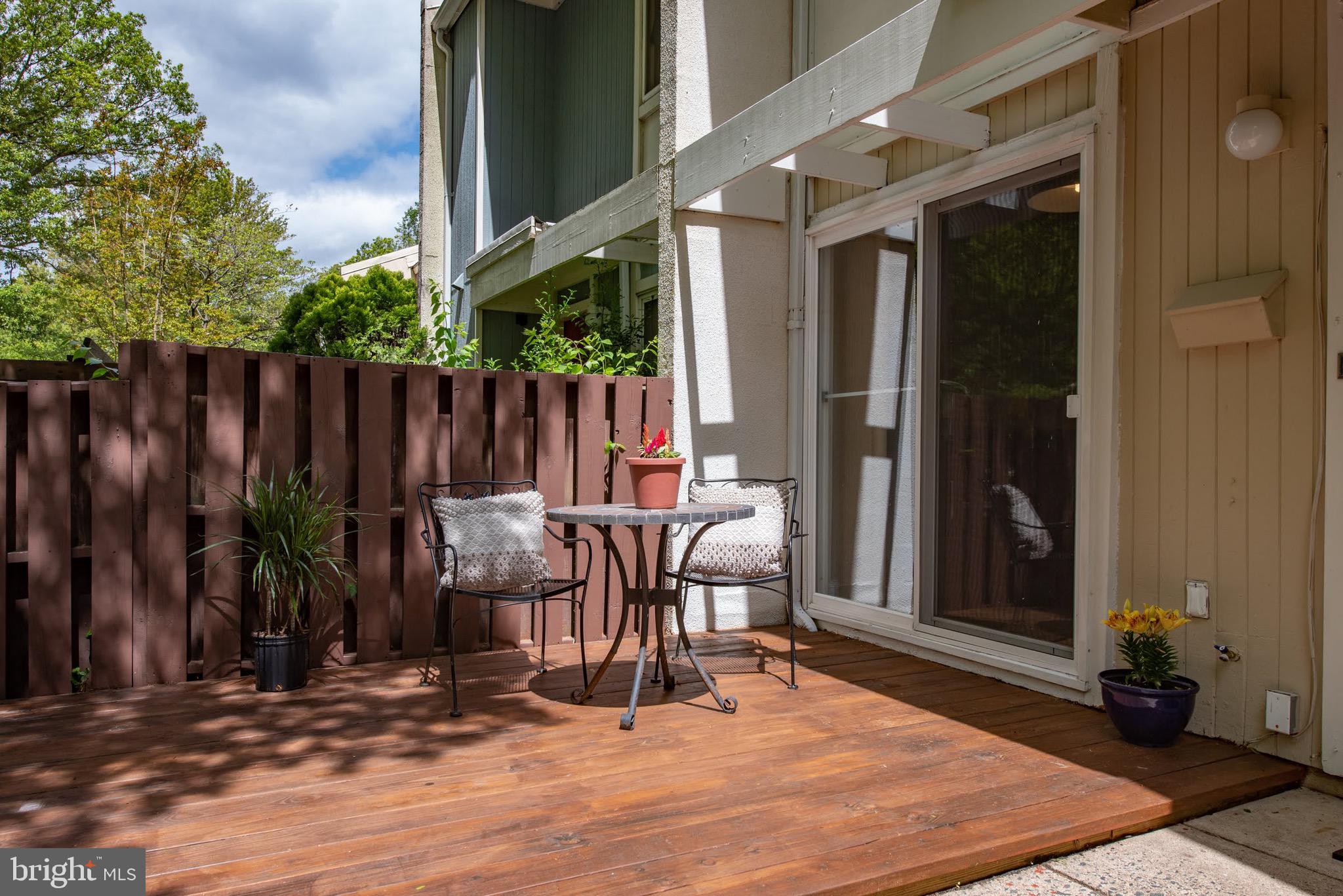 2308 Southgate Square Reston, VA 20191 - Photo 3 of 23