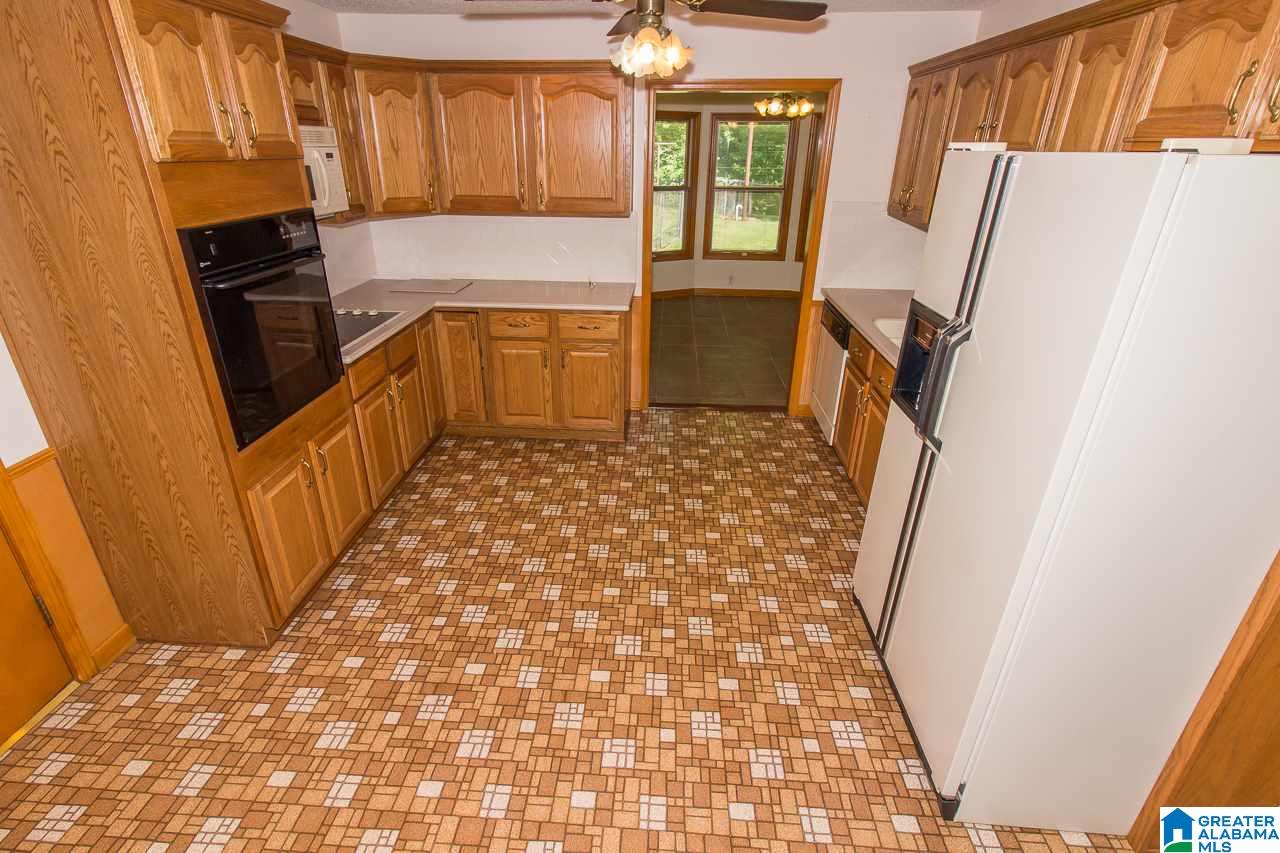 620 Portercrest Road Graysville, AL 35073 - Photo 14 of 45