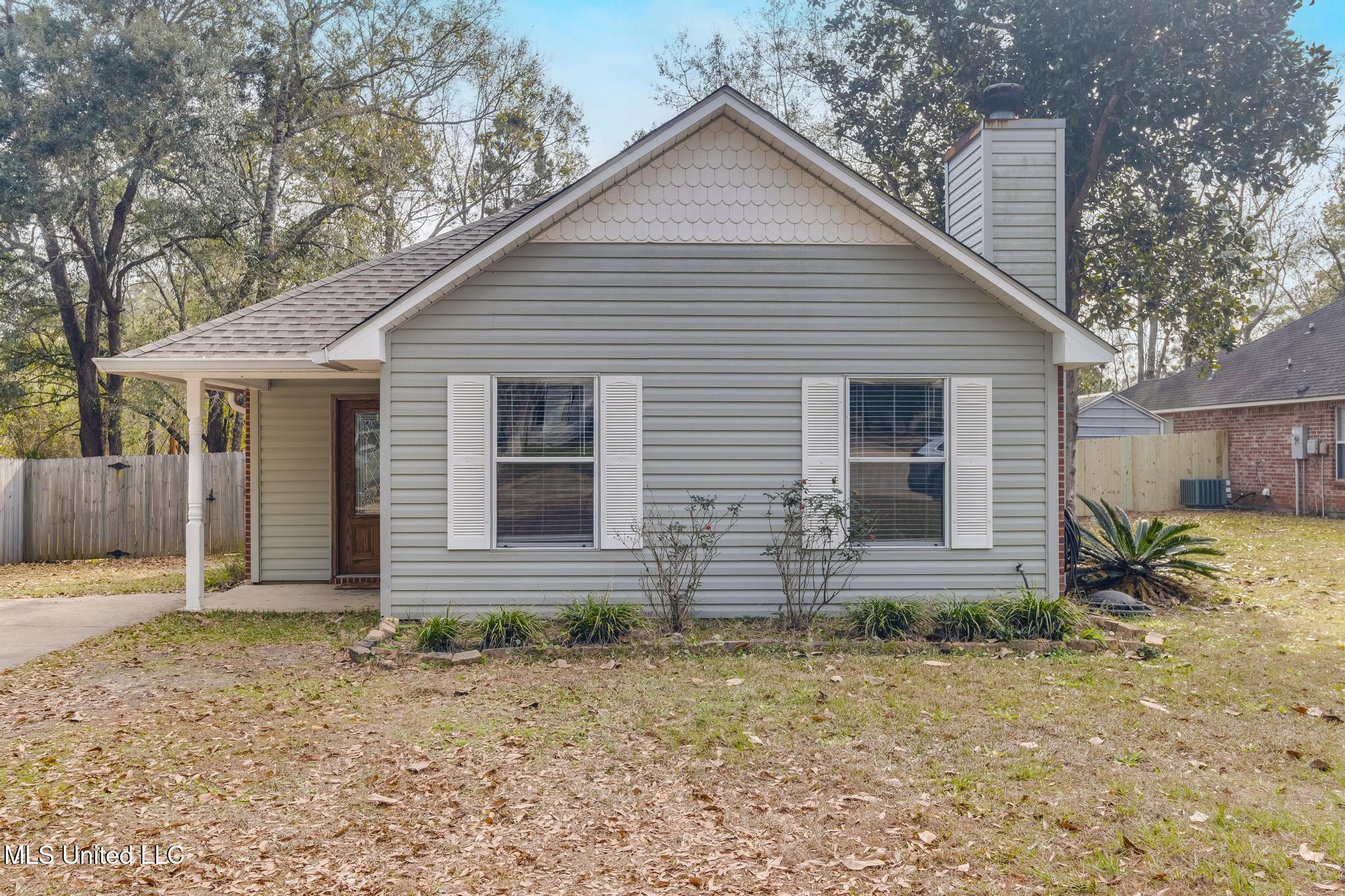 13501 St Martin Drive Ocean Springs, MS 39564 - Photo 2 of 17 01