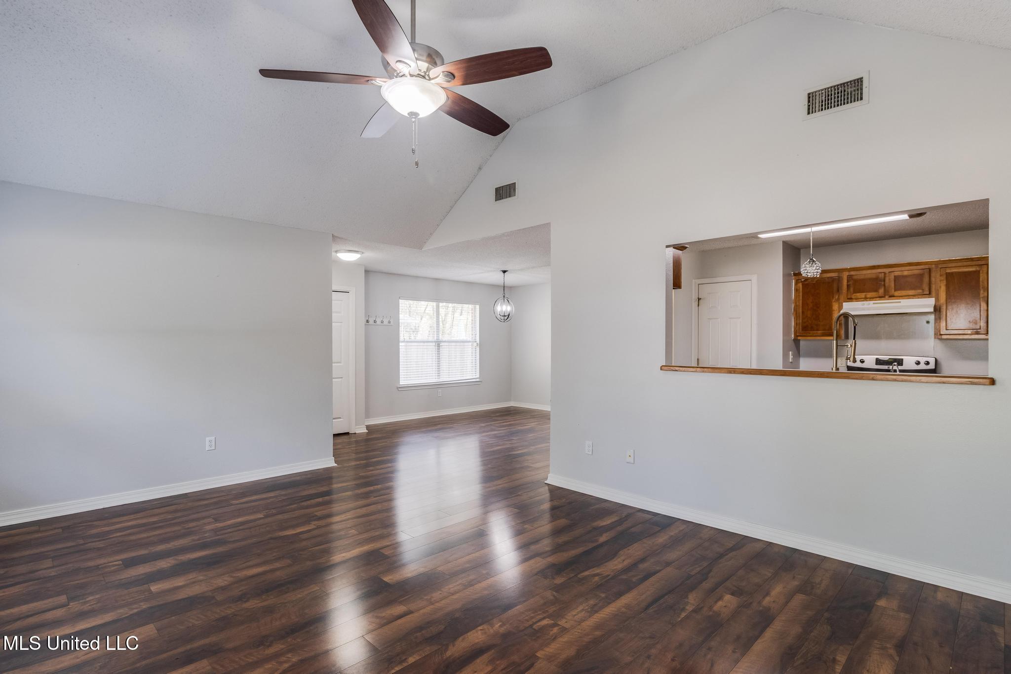 13501 St Martin Drive Ocean Springs, MS 39564 - Photo 5 of 17 04