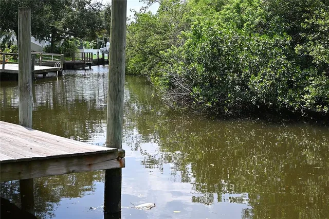 $3,200 | 8609 Driftwood Drive, Tampa, FL 33615