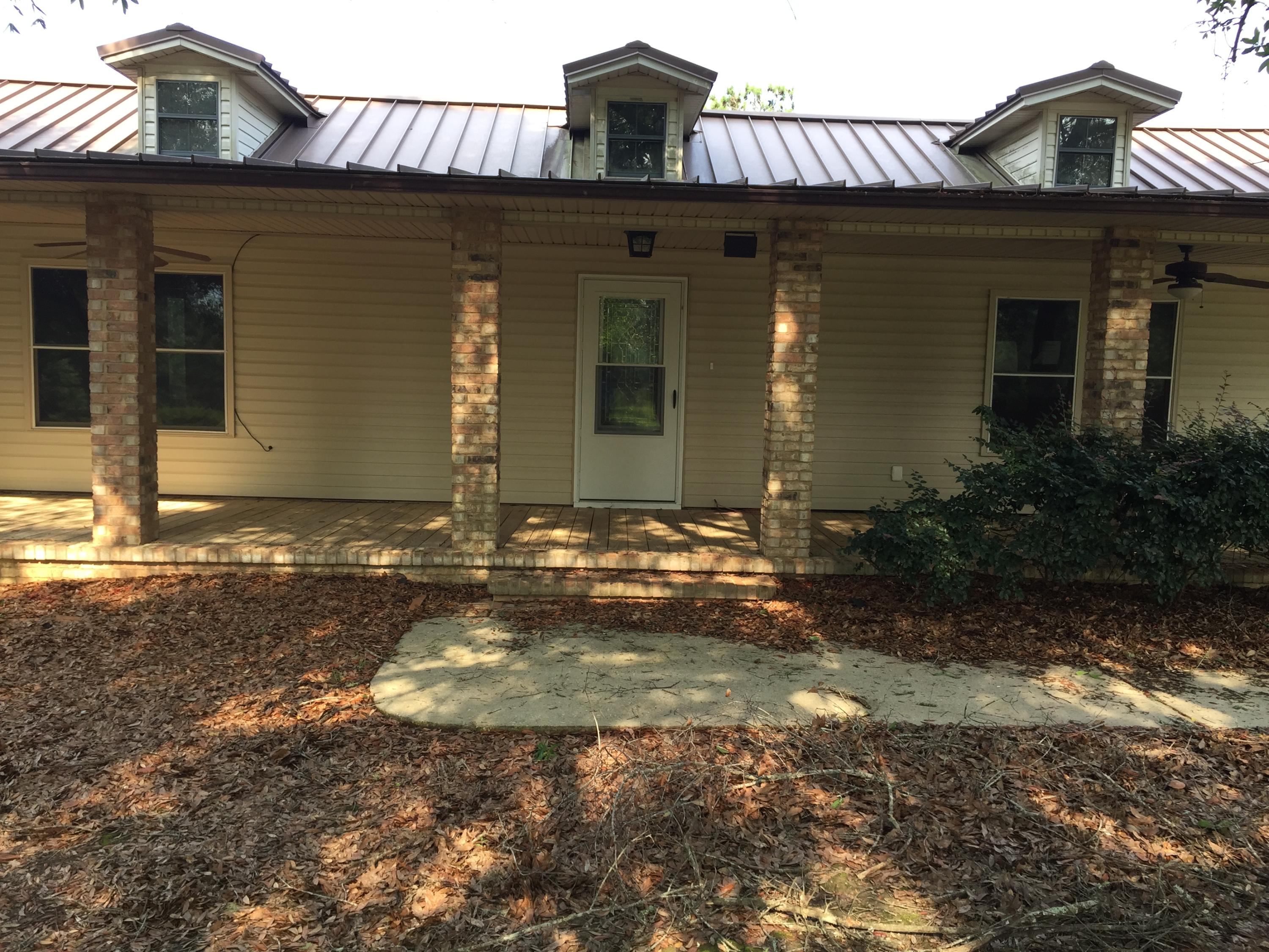 4279 Hassell Road Crestview, FL 32536 - Photo 4 of 25 Gallery Image 4