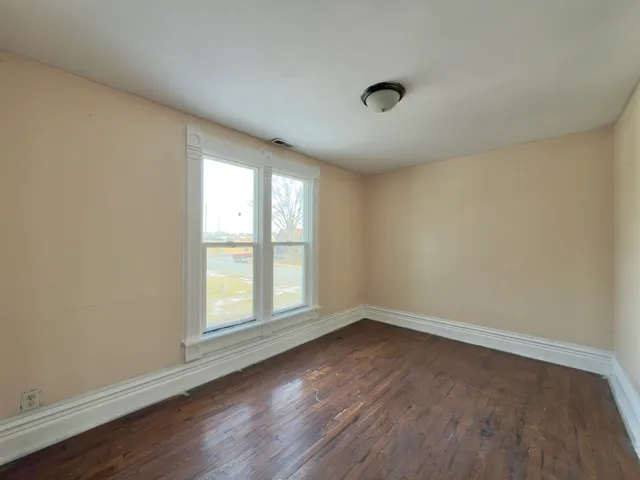 $110,000 | 1627 7th Street, Rockford, IL 61104