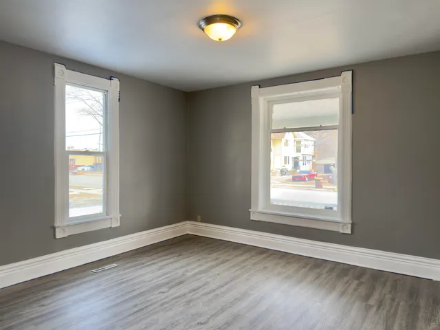 $110,000 | 1627 7th Street, Rockford, IL 61104