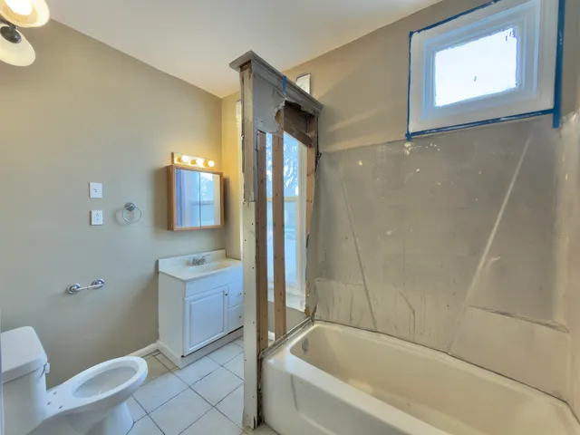 $110,000 | 1627 7th Street, Rockford, IL 61104