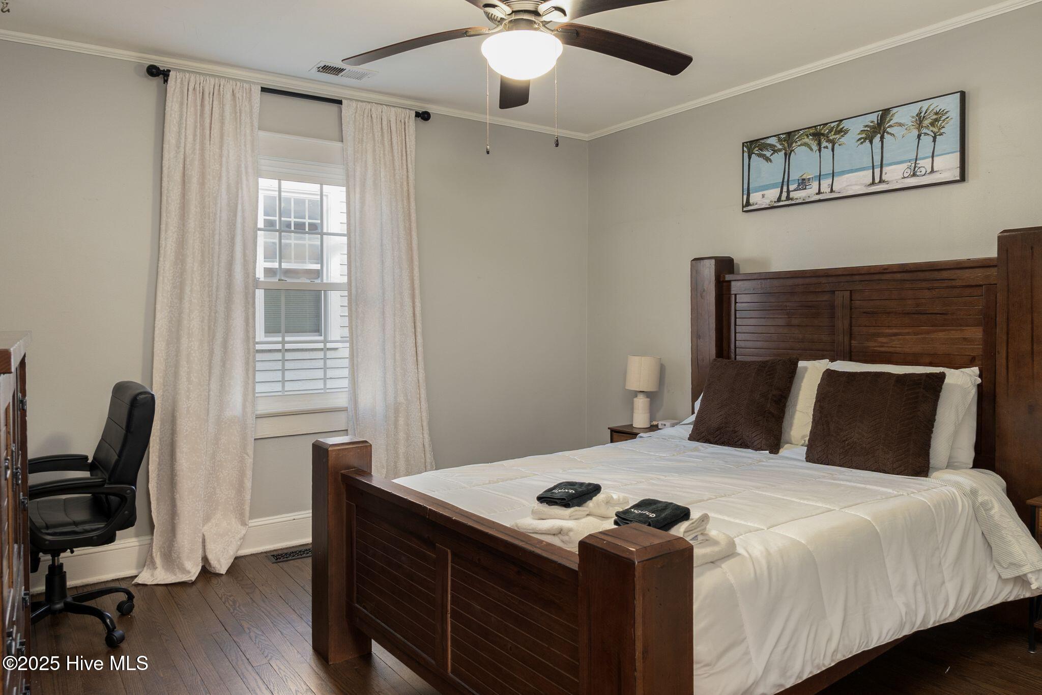 1409 Rhem Avenue New Bern, NC 28560 - Photo 18 of 28 Downstairs Bedroom