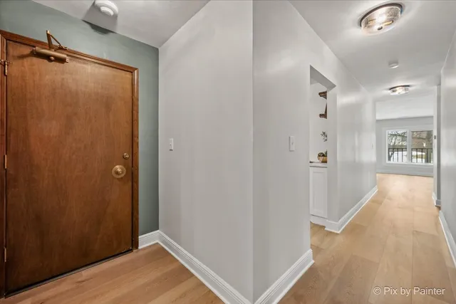 $274,900 | 453 Raintree Drive, Unit 1H, Glen Ellyn, IL 60137